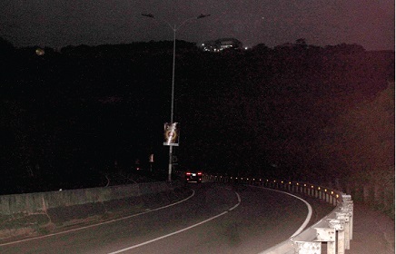 The Ayi-Mensah Aburi road without working streetlights. Picture: Maxwell Ocloo